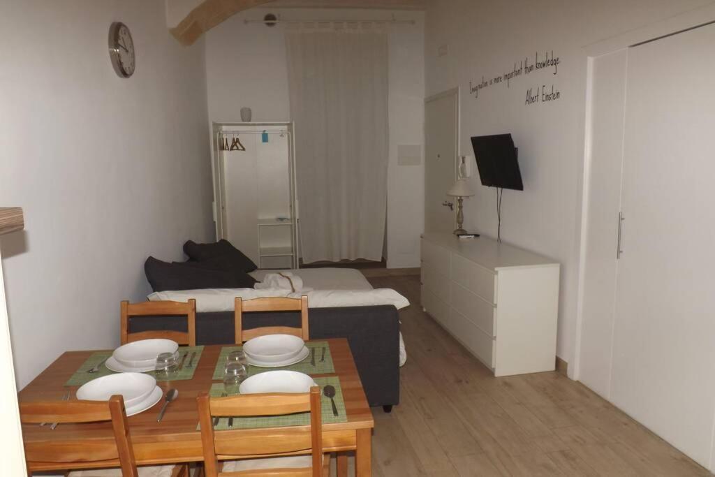 Casa Morola Monolocale Apartman Trani Kültér fotó